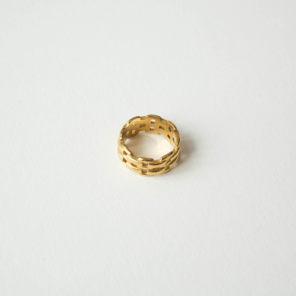 Nicole Ring
